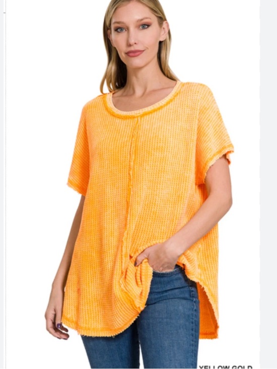 Zenana Outfitters Tops - Zenana washed rolled, raw-edge short sleeves center seam detail waffle-knit top